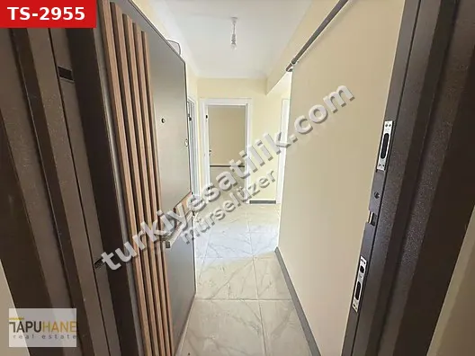 TAPUHANEDEN SARILAR PETROL KARŞISI CADDE ÜZERİ SATILIK 2+1 DAİRE